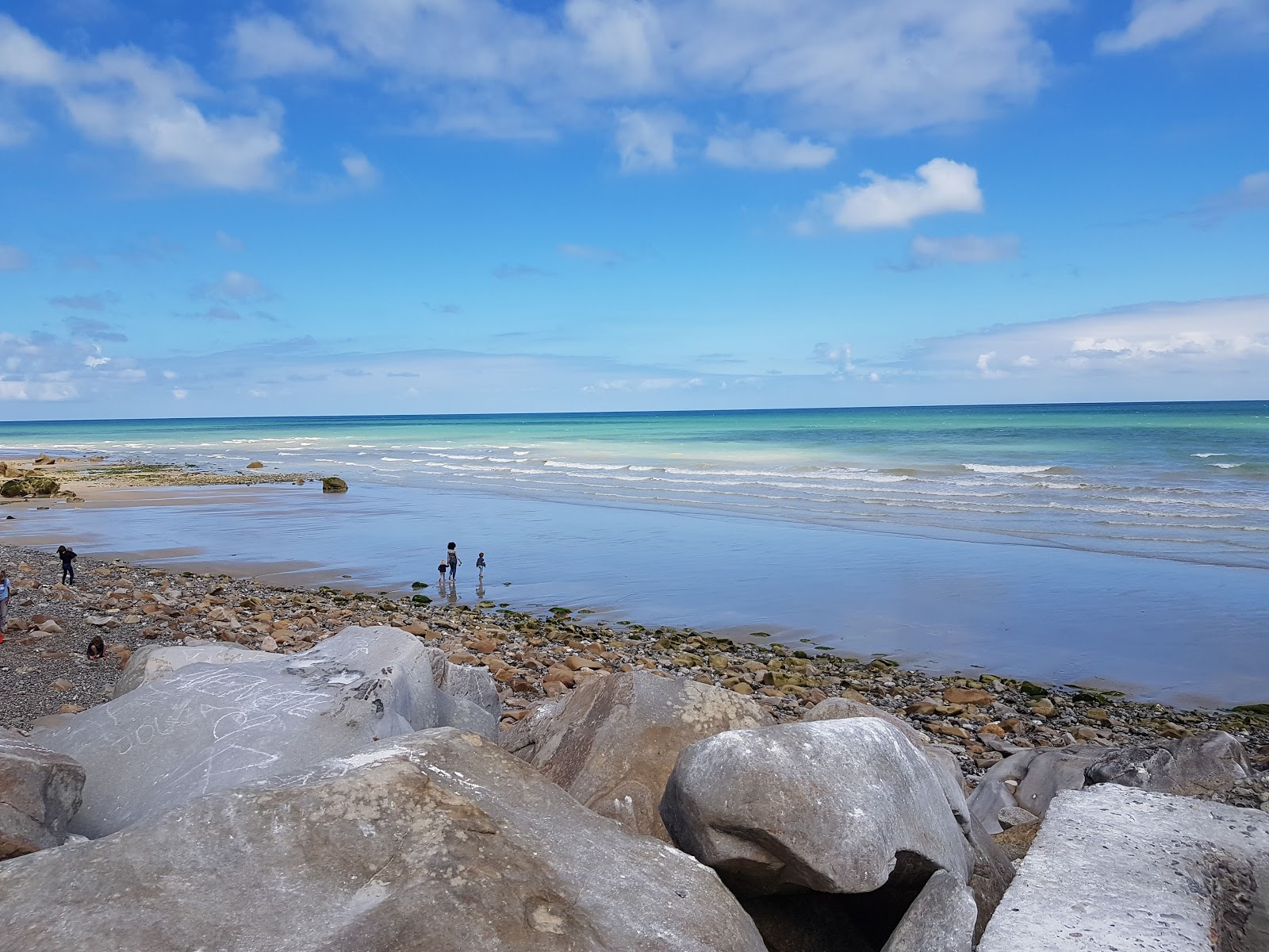 Zdjęcie Plage du Petit Ailly z powierzchnią szary kamyk