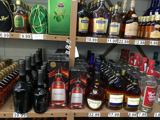 Liquor Store «Hollywood Liquor & Grocery», reviews and photos, 1959 Hollywood Ave, Shreveport, LA 71108, USA