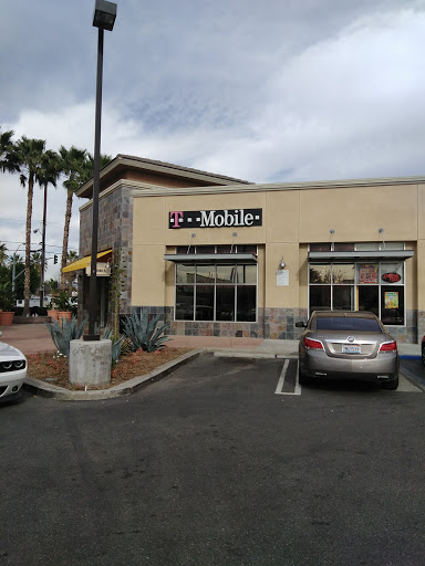 Cell Phone Store «T-Mobile», reviews and photos, 5050 Arlington Ave Suite 100, Riverside, CA 92504, USA