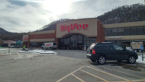 Supermarket «Hy-Vee», reviews and photos, 1475 W Service Dr, Winona, MN 55987, USA