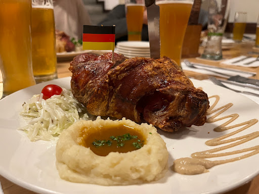 Der Löwe Bavarian Restaurant 巴獅子德國餐廳 的照片