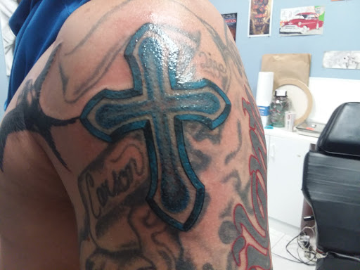 Tattoo and Piercing Shop «360 Blues & Tattoos», reviews and photos, 2705 S Cooper St #500, Arlington, TX 76015, USA