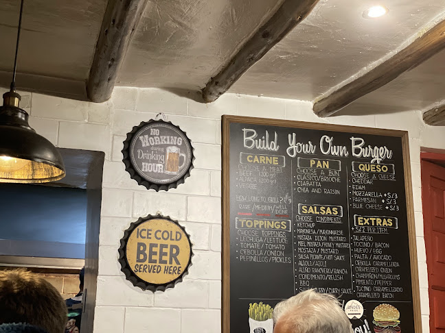 Cta. de San Blas 591, Cusco 08003