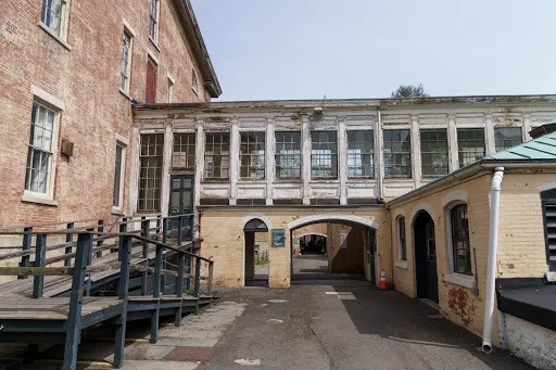 Cultural Center «Noble Maritime Collections», reviews and photos, 1000 Richmond Terrace # 8, Staten Island, NY 10301, USA