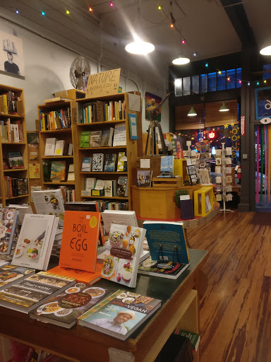 Alley Cat Bookstore and Gallery