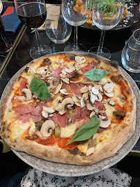 Pizza du Pizzeria Caffe convivium à Versailles - n°3