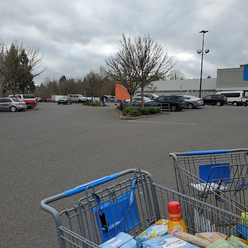 Discount Store «Walmart», reviews and photos, 2295 Gable Rd, St Helens, OR 97051, USA
