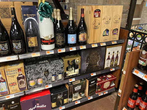 Grocery Store «DeCicco & Sons», reviews and photos, 17 Maple Ave, Armonk, NY 10504, USA