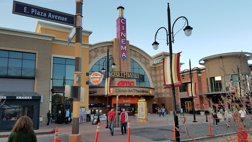 Movie Theater «AMC DINE-IN Southlands 16», reviews and photos, 23955 E Plaza Ave, Aurora, CO 80016, USA