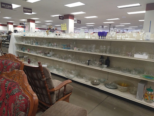 Thrift Store «3 Way Thrift Store Inc», reviews and photos, 10152 Central Ave, Montclair, CA 91763, USA