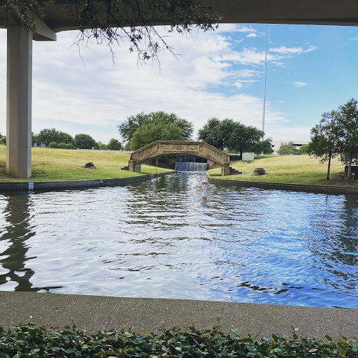 Tourist Attraction «Mandalay Canal Walk at Las Colinas», reviews and photos, 215 Mandalay Canal, Irving, TX 75039, USA