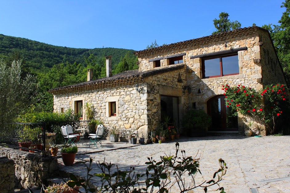 Brians End Private Villa 230 m2 holiday rental 4 persons with swimming pool. à Grane (Drôme 26)