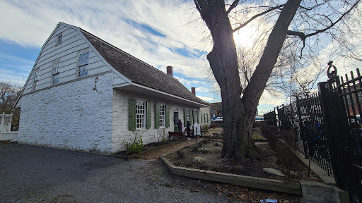 Vander Ende–Onderdonk House, 1820 Flushing Ave, Ridgewood, NY 11385