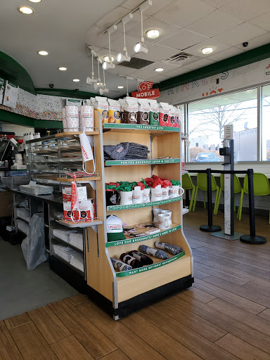 Donut Shop «Krispy Kreme South Charleston», reviews and photos, 42 Riverwalk Plaza McCorkle Ave, South Charleston, WV 25303, USA