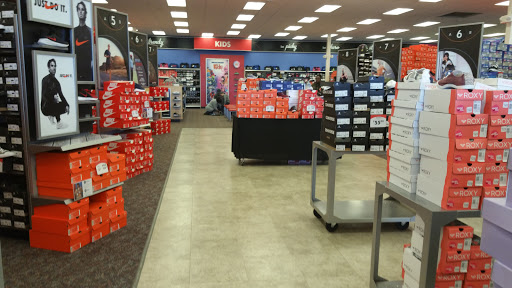 Shoe Store «Shoe Carnival», reviews and photos, 466 Pinnacle Pkwy, Bristol, TN 37620, USA