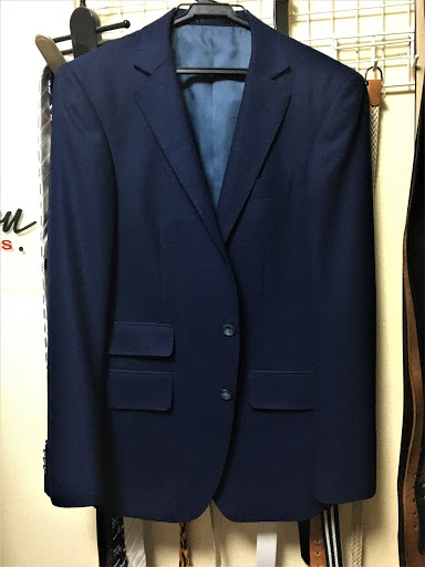 Stores to buy women's pantsuits for weddings Tokyo