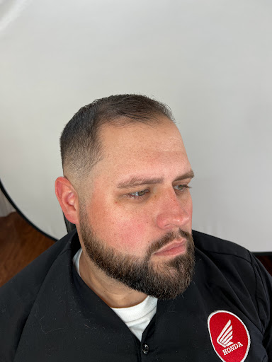 Barber Shop «Razors and Shears Barber Shop», reviews and photos, 1161 NW Broad St, Murfreesboro, TN 37129, USA