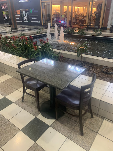 Shopping Mall «Eastern Hills Mall», reviews and photos, 4545 Transit Rd, Williamsville, NY 14221, USA