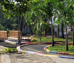 Taman STAR Go-WEST KEMBANGAN photo