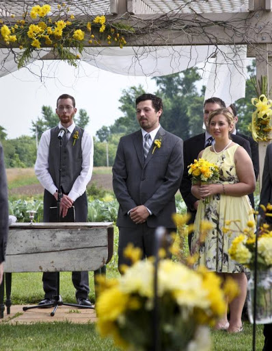 Florist «Eclectic Garden», reviews and photos, 323 Walnut St, St Charles, IL 60174, USA