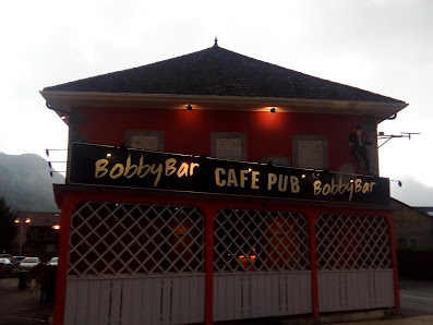 Bobby bar 23 Pl. du Foron, 74950 Scionzier