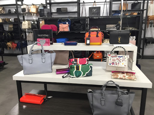 Department Store «Saks OFF 5TH», reviews and photos, 1675 Rockville Pike, Rockville, MD 20852, USA