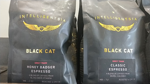 Coffee Shop «Intelligentsia Coffee Old Town Coffeebar», reviews and photos, 1233 N Wells St, Chicago, IL 60610, USA