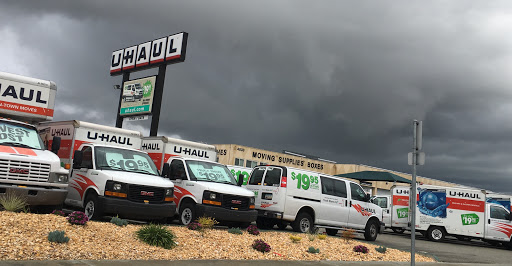 Truck Rental Agency «U-Haul Moving & Storage of Thornton», reviews and photos, 4833 Thornton Ave, Fremont, CA 94536, USA