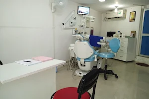 Dr Abhishek Kumar, Multispeciality dental clinic image