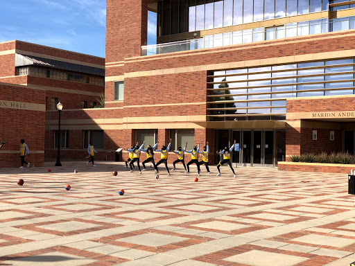 UCLA Anderson School of Management