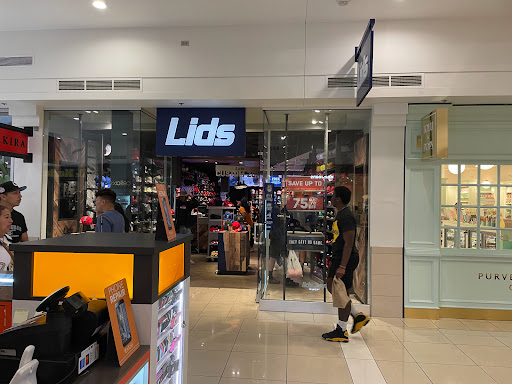 Shopping Mall «Kenwood Towne Centre», reviews and photos, 7875 Montgomery Rd, Cincinnati, OH 45236, USA