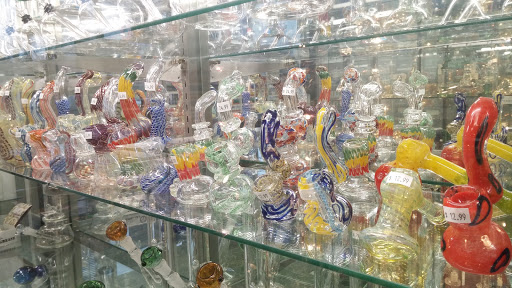 Tobacco Shop «Smoke & Cigar Inc», reviews and photos, 12443 116th Ave NE, Kirkland, WA 98034, USA