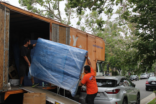 Moving Company «Prodigy Moving & Storage», reviews and photos, 9349 Oso Ave, Chatsworth, CA 91311, USA