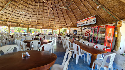 Restaurante y centro Recreaciónal los kokos - Carretera troncal salida a Bucaramanga, Pailitas, Cesar, Colombia