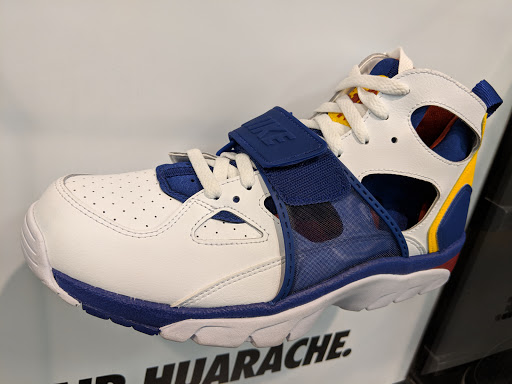 Sporting Goods Store «Nike Factory Store», reviews and photos, 447 Great Mall Dr #484, Milpitas, CA 95035, USA