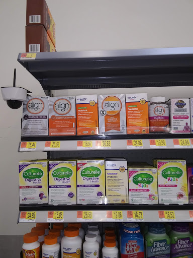 Department Store «Walmart Supercenter», reviews and photos, 814 W Bell Ave, Knoxville, IA 50138, USA