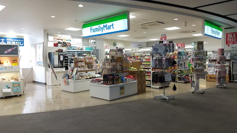 ファミリーマート 高松空港店