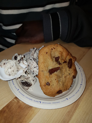 Cookie Shop «Insomnia Cookies», reviews and photos, 1301 University Ave, Lubbock, TX 79401, USA