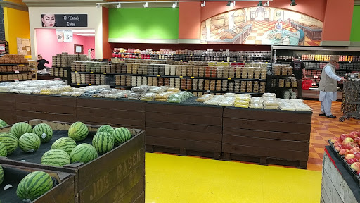 Grocery Store «Valli Produce of Glendale Heights», reviews and photos, 155 E N Ave, Glendale Heights, IL 60139, USA