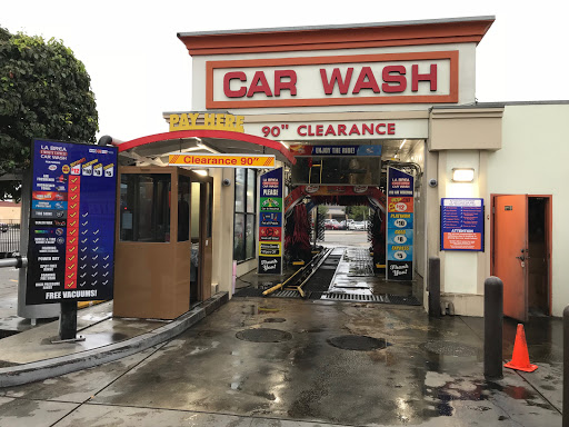 Car Wash «La Brea 5-minute Express Car Wash», reviews and photos, 868 South La Brea Ave, Inglewood, CA 90301, USA