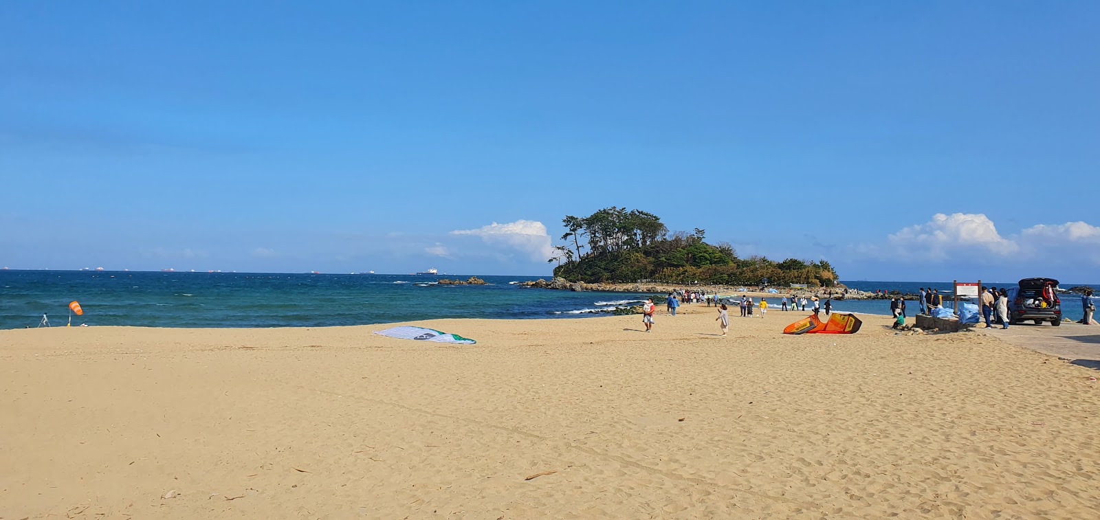 Fotografie cu Jinha Beach zonele de facilități