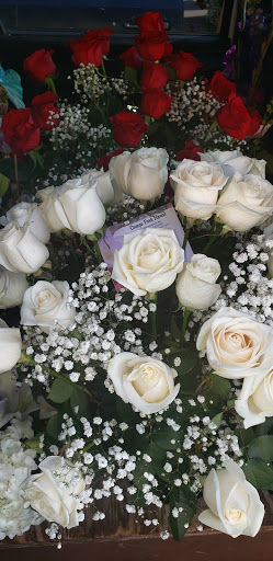 Florist «Canoga Park Florist», reviews and photos, 7144 Owensmouth Ave, Canoga Park, CA 91303, USA