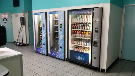 Laundromat «Sparklean Laundry Riverside», reviews and photos, 3911 Chicago Ave, Riverside, CA 92507, USA