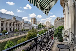 Antique Hostel Bucharest image