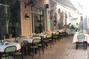 ΚΡΗΤΩΝ ΓΕΥΣΕΙΣ εν Αιγίνη - KRITON GEFSIS in Aegina Resto image