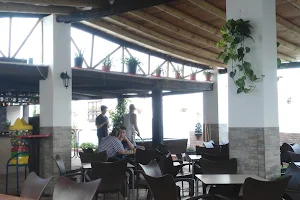 Restaurante-Chiringuito "Vayatela" image