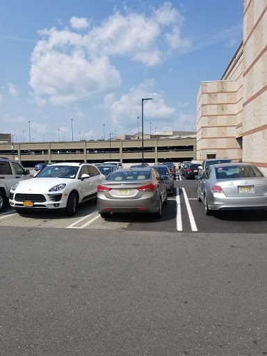 Movie Theater «AMC DINE-IN Menlo Park 12», reviews and photos, 55 Parsonage Rd #390, Edison, NJ 08837, USA