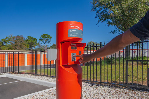 Self-Storage Facility «Public Storage», reviews and photos, 2431 S Orange Blossom Trail, Apopka, FL 32703, USA