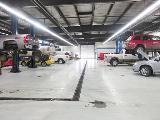 Car Dealer «Wes Finch Auto Plaza Inc», reviews and photos, 410 West St, Grinnell, IA 50112, USA