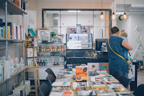 Bibliothèque du Le Livre gourmand - Restaurant et librairie à Carpentras - n°6